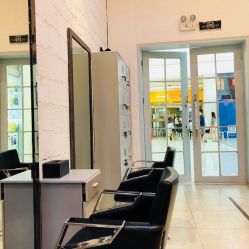 大厅-SIX Hair Consultant