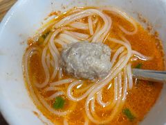 -李记特色罐罐米线(重庆中环大厦店)