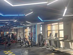 -豪思成DK健身私教连锁(凯乐国际店)