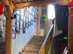 -头上红煨盐鸡·非遗院子餐厅