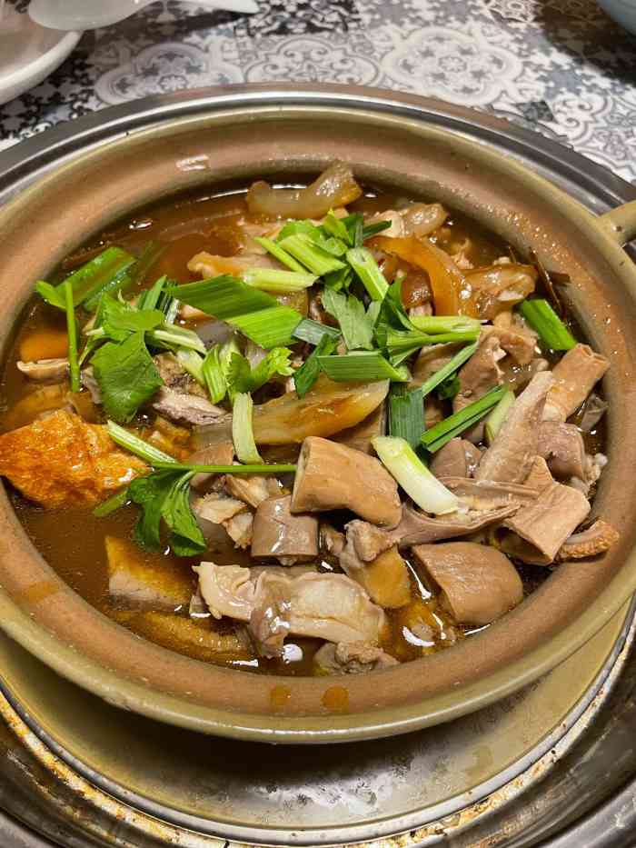 肥家牛庄·砂锅牛杂煲(大石店)-"下班突然好想吃牛杂煲,就怂恿朋友和