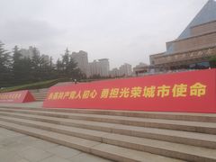 -上海市龙华烈士陵园