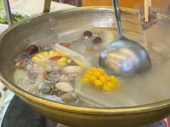 -江湖亮亮蒸虾大排档烤全羊清真(武汉总店)