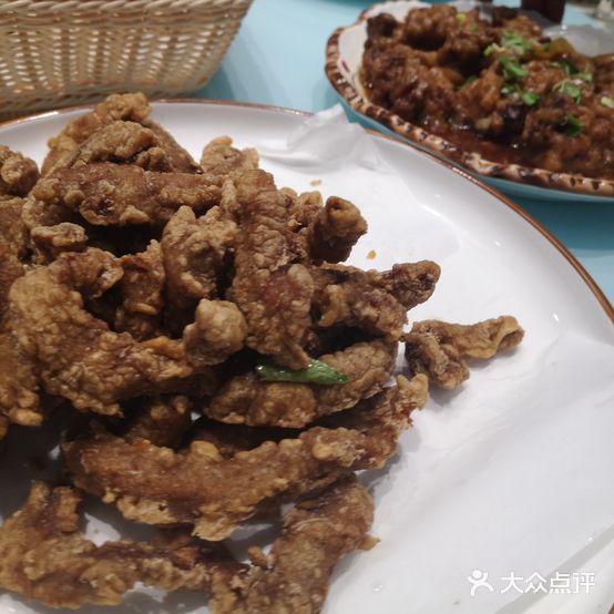 一家亲金海居主题餐厅