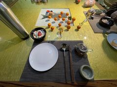 沙拉和小金桔-澳珀食堂