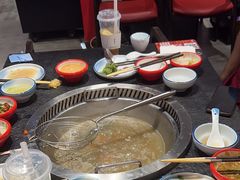 -醉董牛川派鲜肉自选火锅(烟台店)