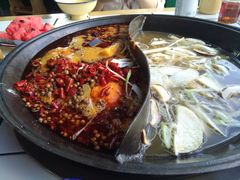-瓜西西重庆火锅(花溪店)