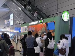 -星巴克(上海虹桥站2A检票口)