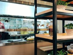 面包甜点陈列柜-老上海里弄味道(知春路店)