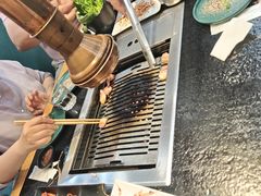 -臻牛烤肉