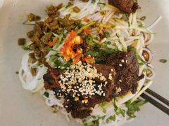 -百春原湖南牛肉粉(百联世纪店)