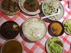 -老方桌烂蹄花川菜馆(九龙坡店)