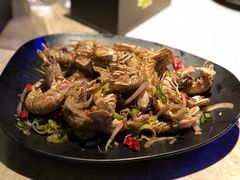 -沪小胖小龙虾(淮海中路旗舰店)