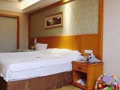 -维也纳酒店(广州南站汉溪长隆地铁站万博地铁站店)