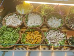 -魁牛·潮汕牛肉自助火锅(沈辽路万达店)
