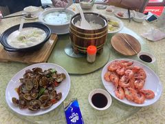 -鹏城人家海鲜酒家·23年老字号(较场尾店)