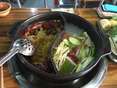 -灌县老妈砂锅串串香(万科红生活广场店)