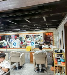 点击看大图 -T.1 hair salon烫染接发
