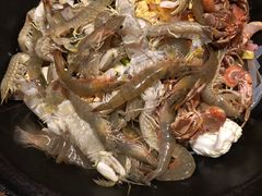 -王老六铁锅炖鱼(大东沟总店)
