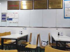 大堂-绿杨馄饨临顿路店
