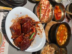 -草家酱蟹炭火烤肉店(珲春南路一店)