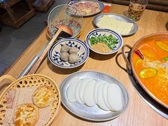 -洱火云南酸菜牛肉火锅(石景山当代商城店)