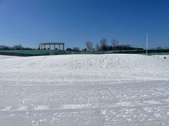 -华彬猛犸滑雪场