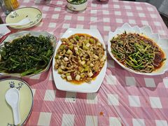 -洪霞餐馆