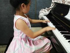 -七弦之上钢琴培训学校