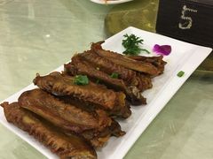 -大鸭梨烤鸭店(金顶街店)