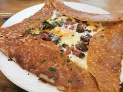 熏肉鸡蛋芝士奶油蘑菇可丽饼-RAC BAR(安福路店)