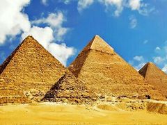 -吉萨金字塔群