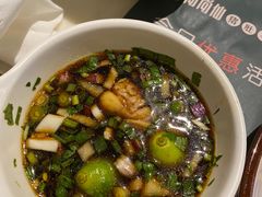 -尚尚仙·酸汤猪手·猪肚鸡火锅(华联万柳购物中心店)