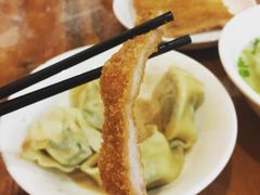 炸猪排-潘国仙耳光馄饨(黄家阙路店)