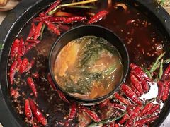 -黄潇洒老火锅(九眼桥宏济巷店)