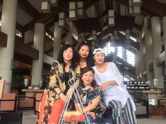 -亚龙湾喜来登·美景台大堂吧