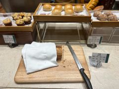 -上海虹桥君丽假日酒店(娄山关路地铁站店)