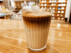 Dirty-猫的天空之城概念书店(束河店)