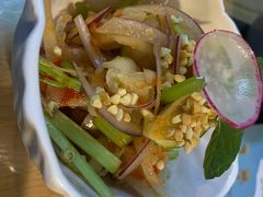 柠檬酸辣无骨凤爪-帕蓝·暹罗料理(曲阳店)