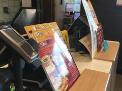 -麦当劳(展览路店)