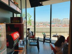 靠窗位-比格比萨自助(逗号立方店)