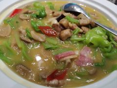 青椒烩古熟菌-外滩·云南人家(昆明旗舰店)