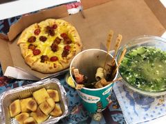 小龙虾酥香嫩鸡比萨-达美乐比萨(石景山万达店)