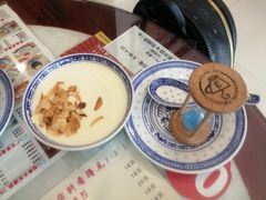 -广信牛奶甜品世家(台东店)