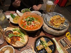 -拾光与烟火丨炭火串烧·自贡小活鲜(西村大院店)