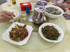 -湘里湘亲饭店(海陵岛店)