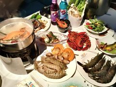 -领鲜活海鲜榴莲自助火锅(东门店)