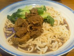 -老天桥酱肉烧饼夹肘子(天桥店)