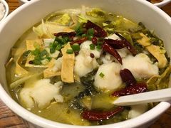 -渝是乎川渝小炒(新世界百货望京店)