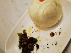 -李与白包子铺(桐梓林店)